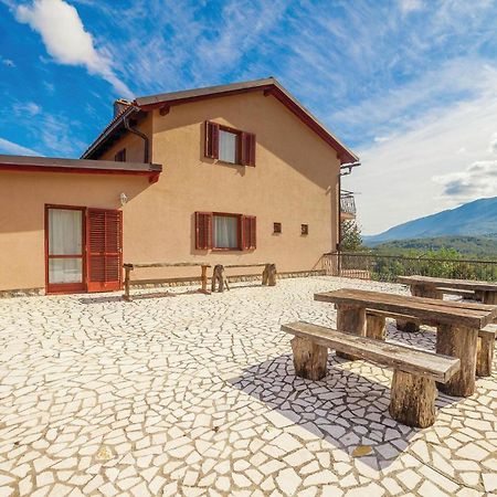 7 Bedroom Pet Friendly Home In Crni Kal Crni Kal  Exterior foto