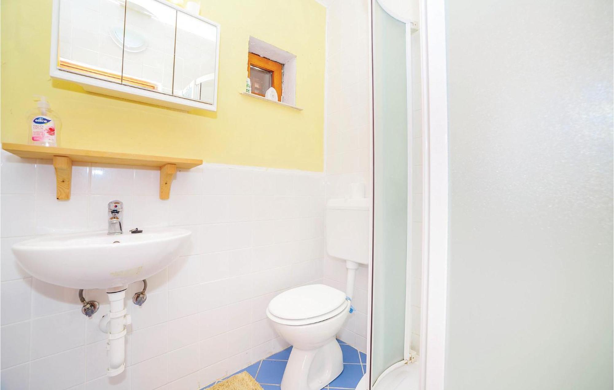 7 Bedroom Pet Friendly Home In Crni Kal Crni Kal  Exterior foto