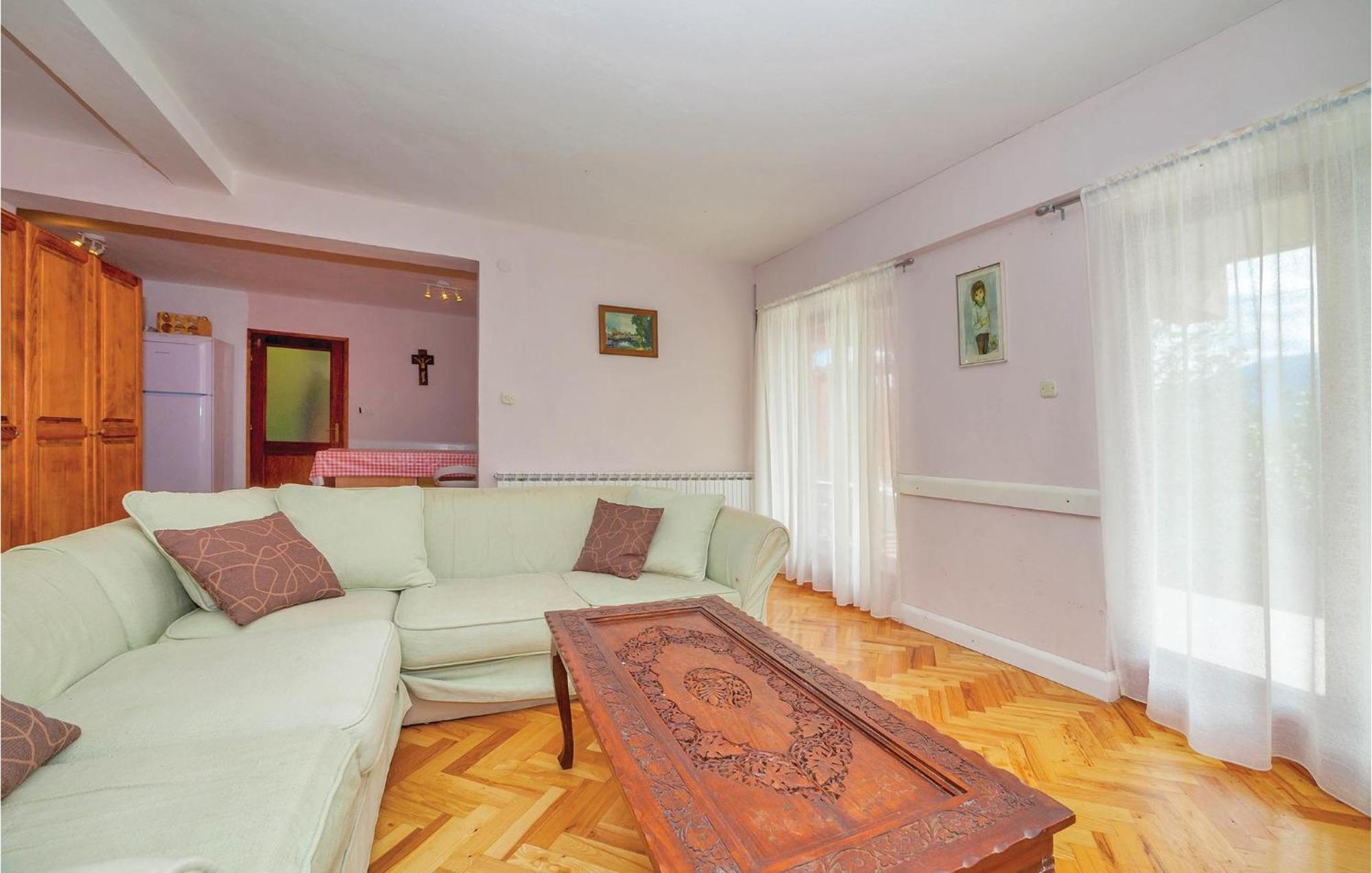 7 Bedroom Pet Friendly Home In Crni Kal Crni Kal  Exterior foto