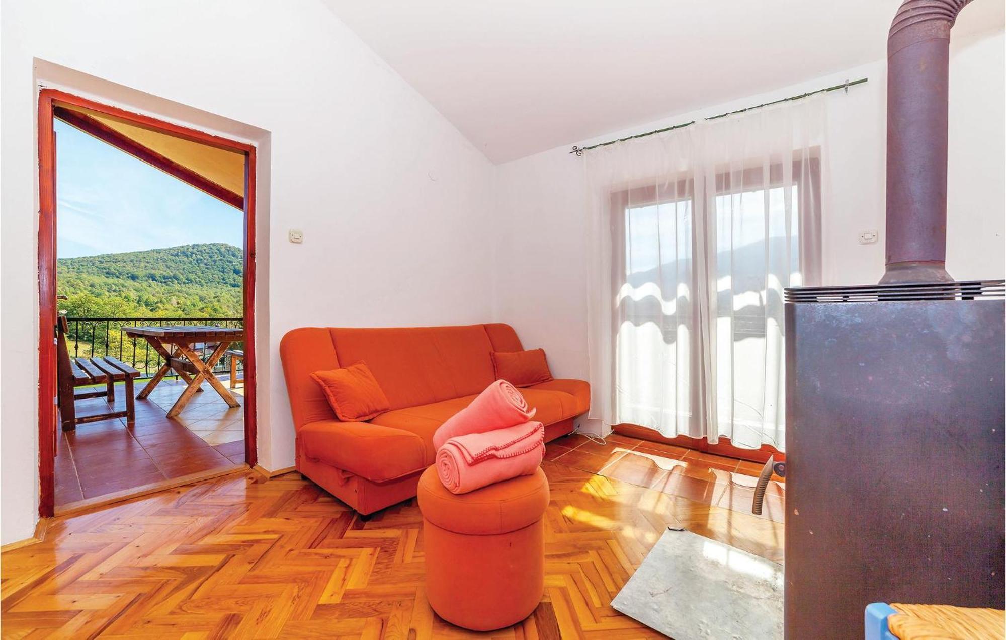 7 Bedroom Pet Friendly Home In Crni Kal Crni Kal  Exterior foto