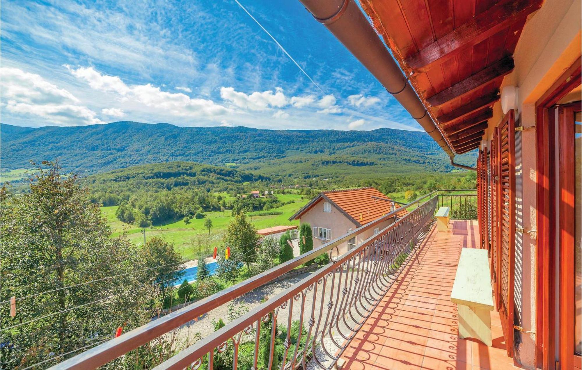 7 Bedroom Pet Friendly Home In Crni Kal Crni Kal  Exterior foto